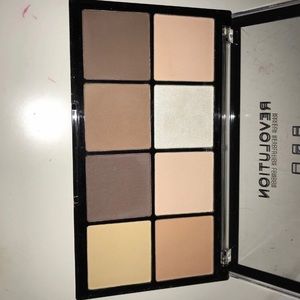 Makeup revolution palette